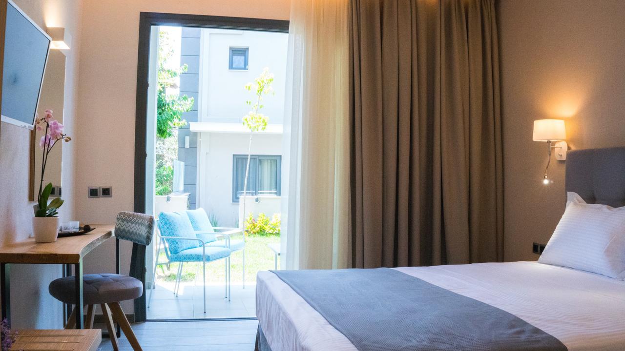 Costa Domus Blue Luxury Apartments Никити Екстериор снимка