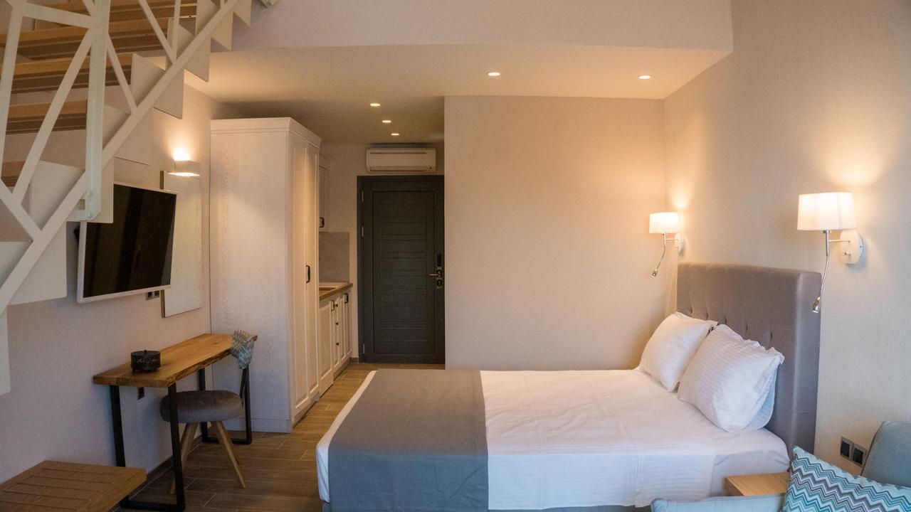 Costa Domus Blue Luxury Apartments Никити Екстериор снимка