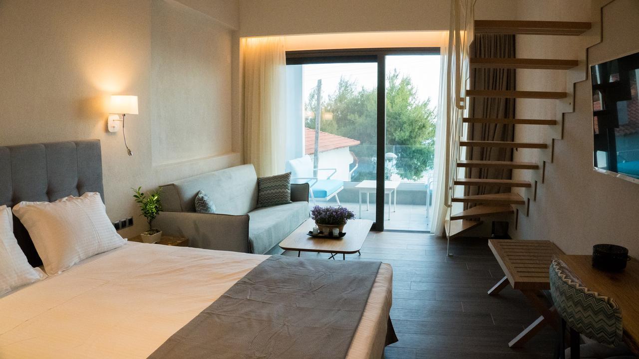 Costa Domus Blue Luxury Apartments Никити Екстериор снимка